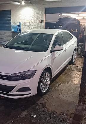 VOLKSWAGEN VIRTUS 1.6 MSI TOTAL FLEX AUTOMÁTICO